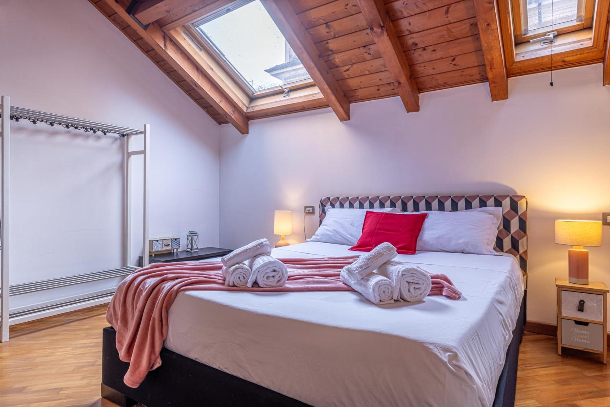 Romantic Suite Navigli - 15Min Duomo - Free Parking Mediolan Zewnętrze zdjęcie