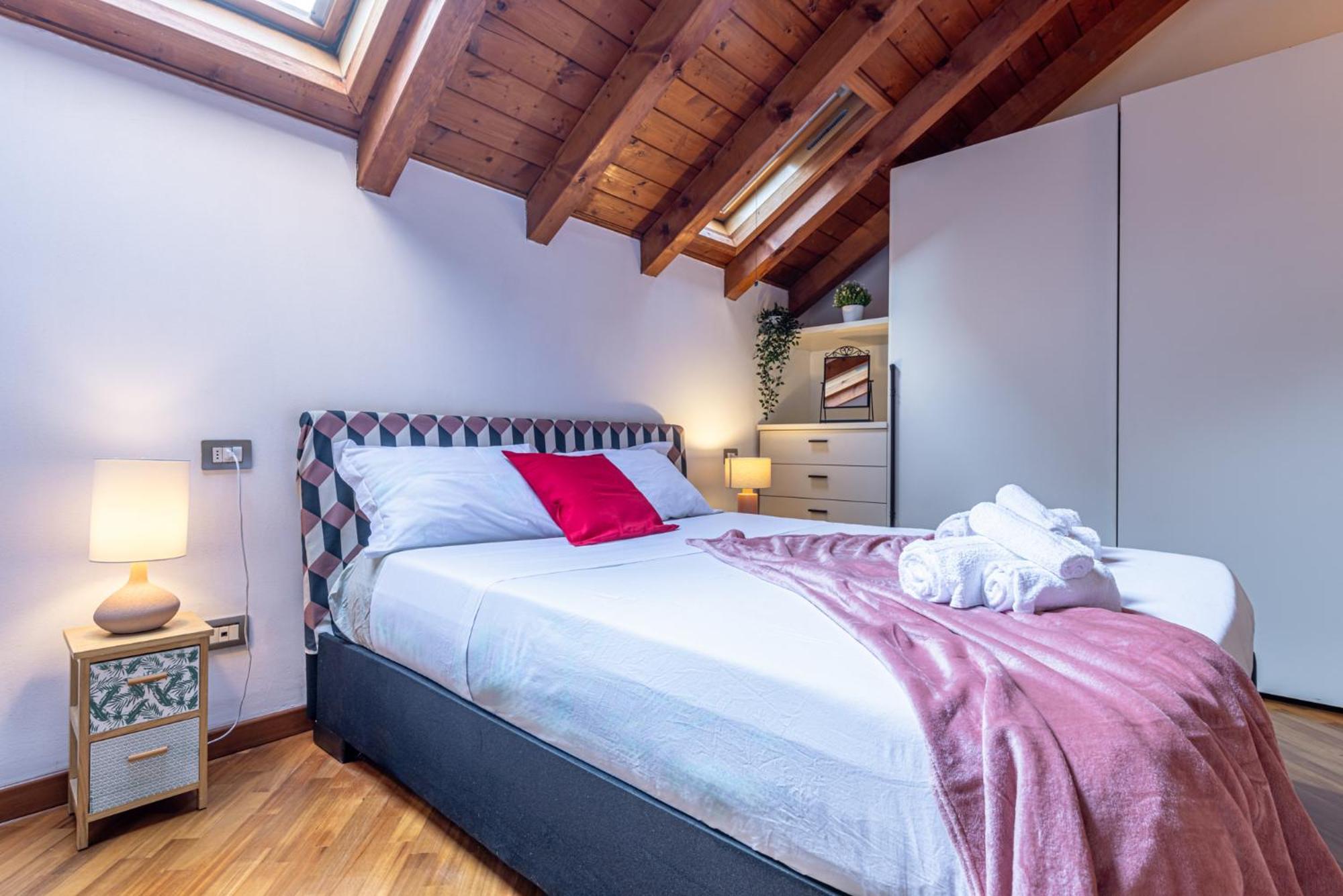 Romantic Suite Navigli - 15Min Duomo - Free Parking Mediolan Zewnętrze zdjęcie